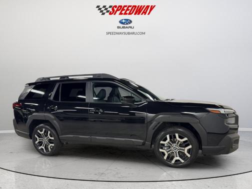 Crystal Black Silica 2026 Subaru Outback Touring XT