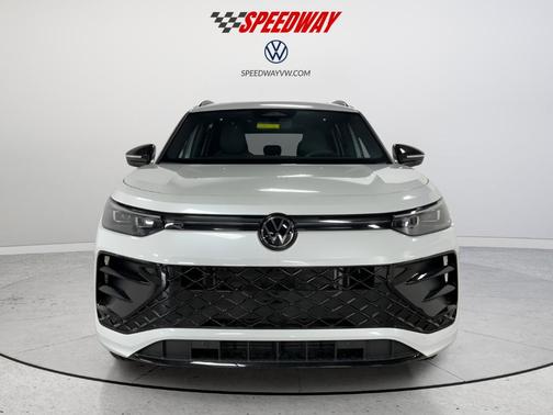 2025 Volkswagen Tiguan 2.0T SE R-Line Black