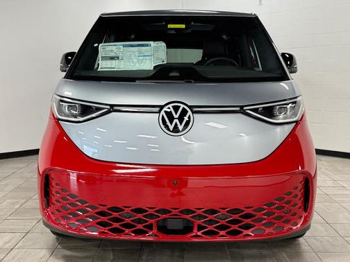 2025 Volkswagen ID. Buzz Pro S Plus