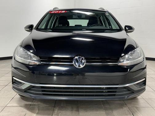 2018 Volkswagen Golf SportWagen TSI S