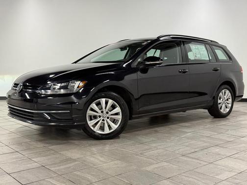 2018 Volkswagen Golf SportWagen TSI S