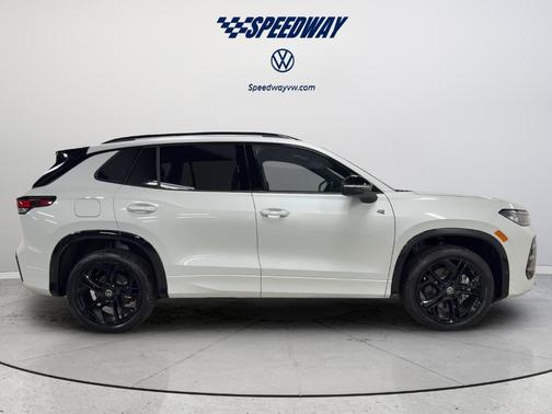 Opal White Pearl 2026 Volkswagen Tiguan 2.0T SE R-Line Black
