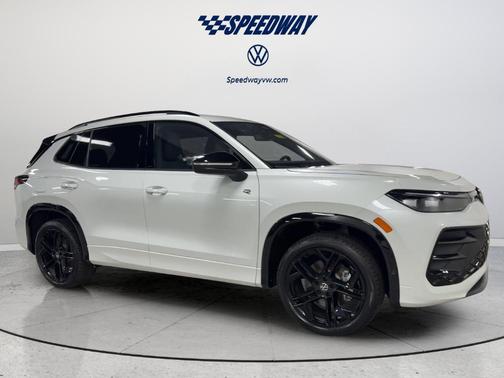 Opal White Pearl 2026 Volkswagen Tiguan 2.0T SE R-Line Black
