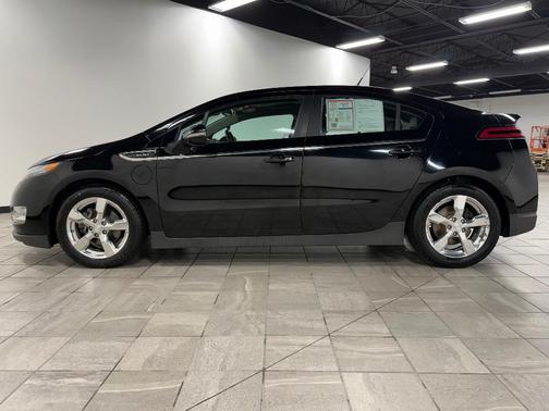 2013 Chevrolet Volt Base