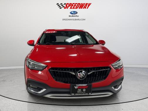 2018 Buick Regal TourX Essence