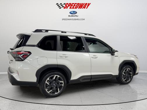 Crystal White Pearl 2026 Subaru Forester Limited