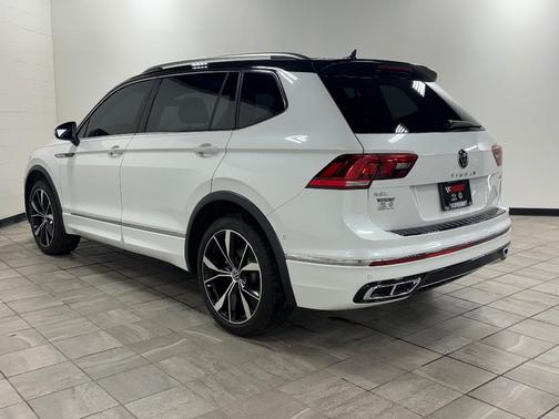 2024 Volkswagen Tiguan 2.0T SEL R-Line