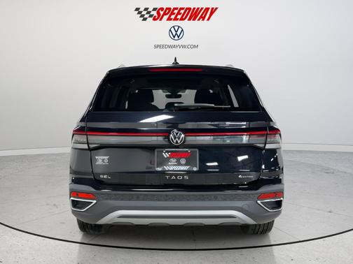 2025 Volkswagen Taos 1.5T SEL