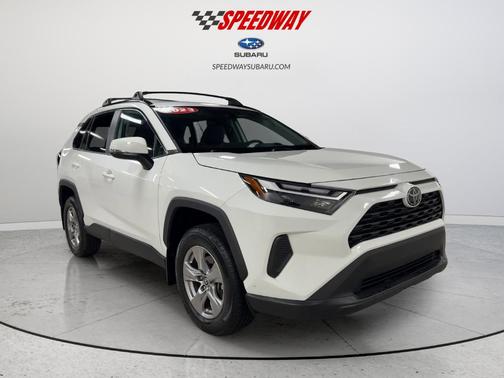 Ice 2023 Toyota RAV4 XLE