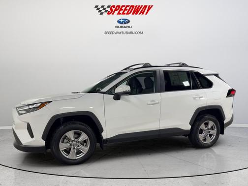 Ice 2023 Toyota RAV4 XLE