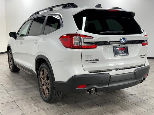 2025 Subaru Ascent Limited Bronze Edition
