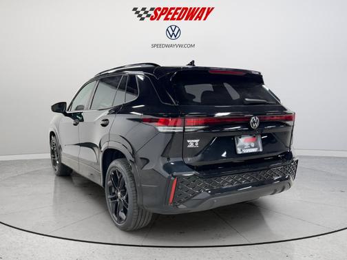 2025 Volkswagen Tiguan 2.0T SE R-Line Black