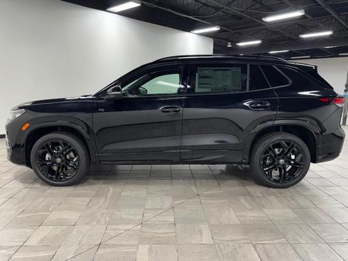 2025 Volkswagen Tiguan 2.0T SE R-Line Black