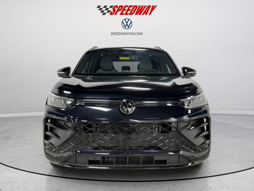 2025 Volkswagen Tiguan 2.0T SE R-Line Black