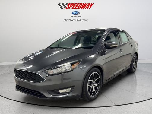 Gray 2018 Ford Focus SEL