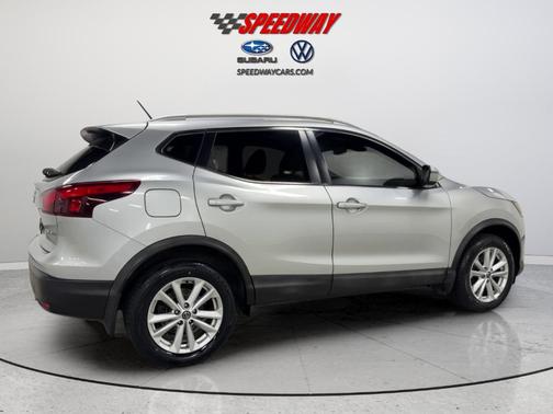 Silver 2019 Nissan Rogue Sport SV