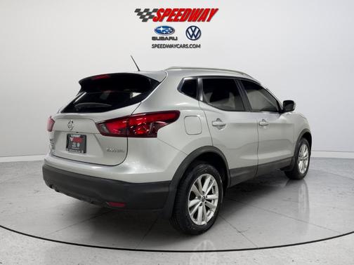 Silver 2019 Nissan Rogue Sport SV