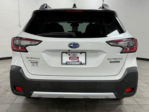 2024 Subaru Outback Touring