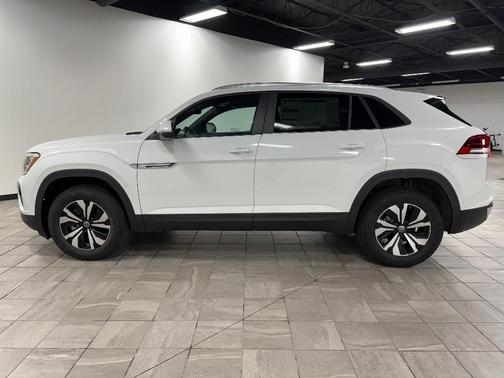 2025 Volkswagen Atlas Cross Sport 2.0T SE