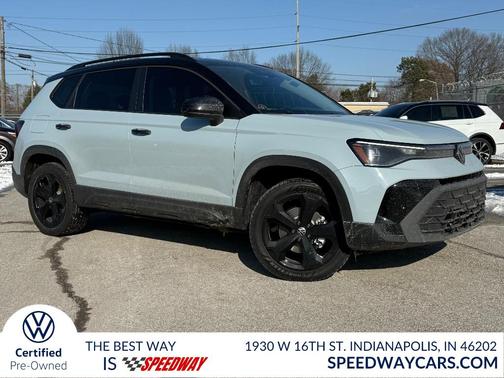 2025 Volkswagen Taos 1.5T SE Black