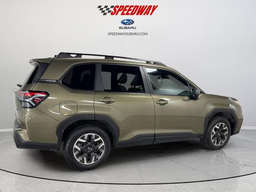 Autumn Green Metallic 2026 Subaru Forester Premium