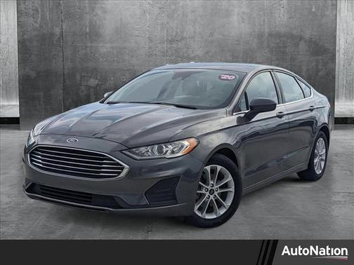 2020 Ford Fusion SE