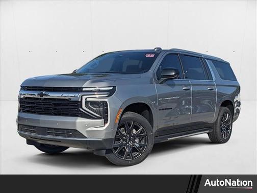 2025 Chevrolet Suburban LS
