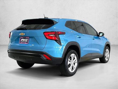 Marina Blue Metallic 2025 Chevrolet Trax LS