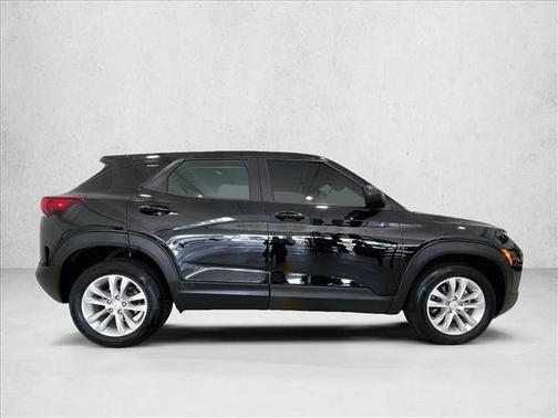 Mosaic Black Metallic 2023 Chevrolet Trailblazer LS