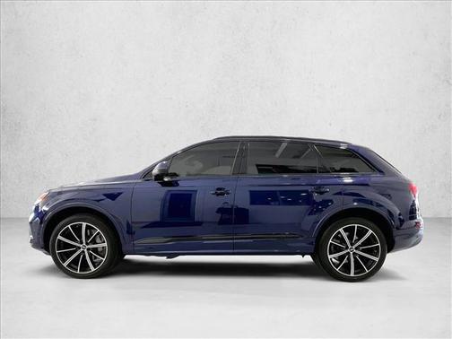 Navarra Blue Metallic 2022 Audi Q7 55 Premium Plus