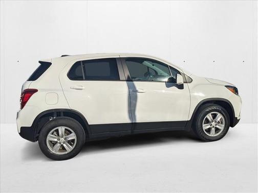 2022 Chevrolet Trax LS