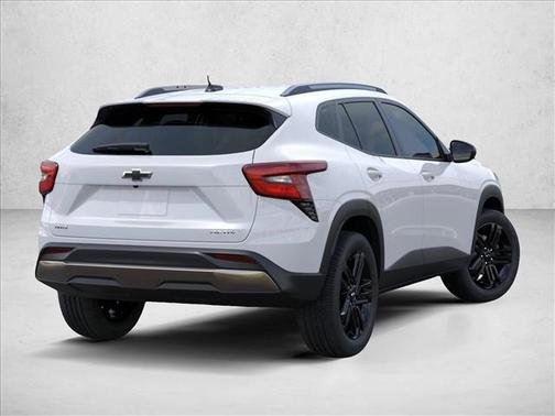 Summit White 2026 Chevrolet Trax FWD ACTIV