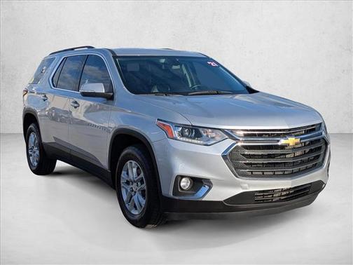 2021 Chevrolet Traverse LT Cloth