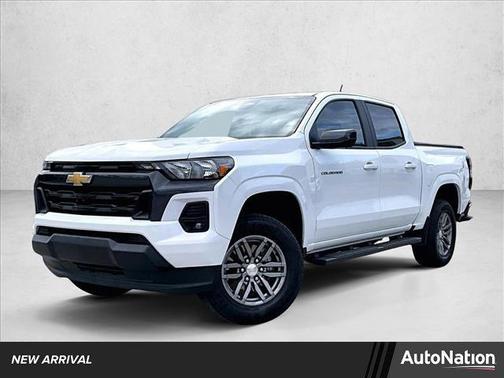 Summit White 2024 Chevrolet Colorado LT