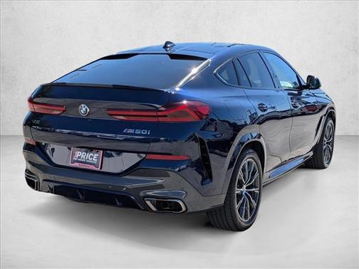 2021 BMW X6 M50i