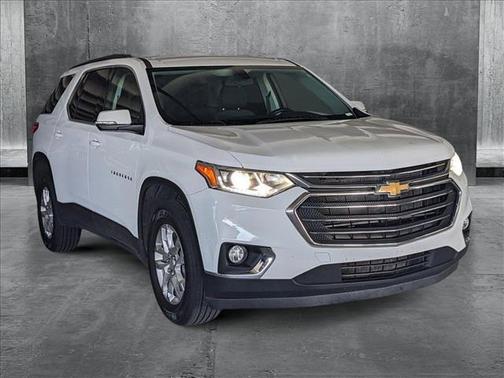 2021 Chevrolet Traverse LT Cloth