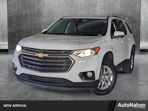 2021 Chevrolet Traverse LT Cloth