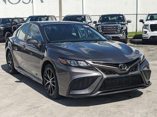 2023 Toyota Camry SE