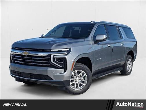 2025 Chevrolet Suburban LT