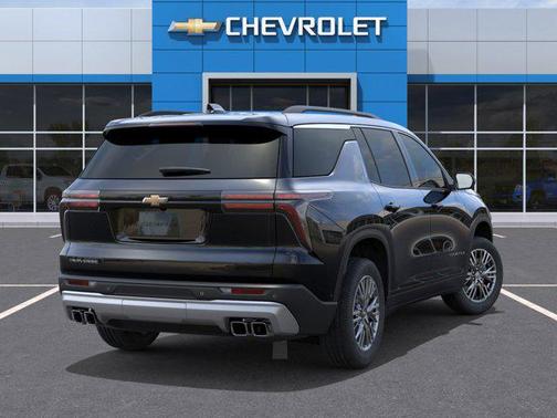 Mosaic Black Metallic 2026 Chevrolet Traverse LT