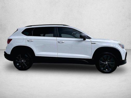 Pure White 2024 Volkswagen Taos 1.5T S