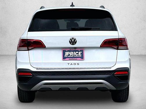 Pure White 2024 Volkswagen Taos 1.5T S