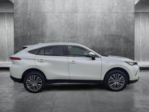 2021 Toyota Venza XLE