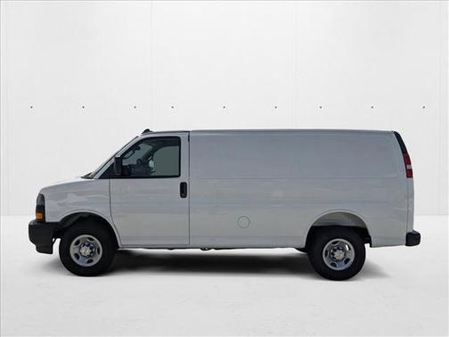 2025 Chevrolet Express 2500 RWD 2500 Regular Wheelbase WT