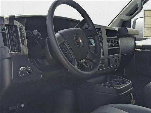 2025 Chevrolet Express 2500 RWD 2500 Regular Wheelbase WT
