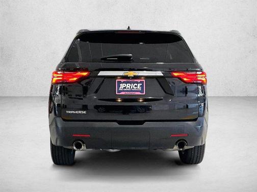 Mosaic Black Metallic 2023 Chevrolet Traverse LS
