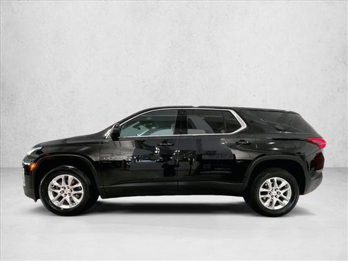 Mosaic Black Metallic 2023 Chevrolet Traverse LS