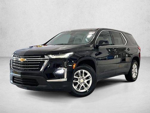 Mosaic Black Metallic 2023 Chevrolet Traverse LS