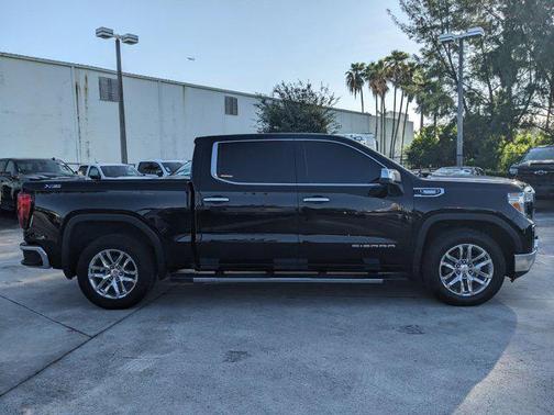 2020 GMC Sierra 1500 SLT