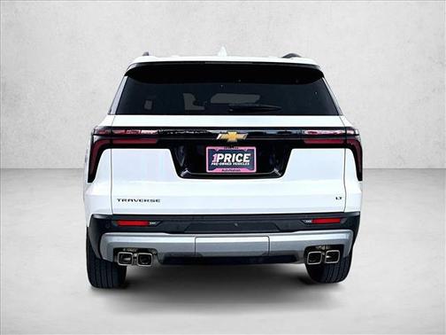 Summit White 2024 Chevrolet Traverse LT